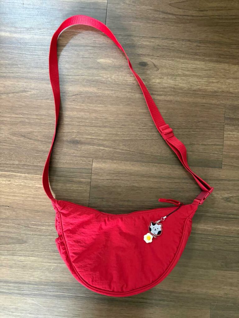 長さを調整できる紐